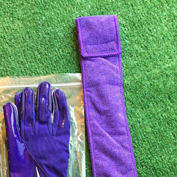 NEW NIKE VAPOR KNIT 4.0 WR FOOTBALL GLOVES LARGE WITH STREAMER TOWEL - Picture 3 of 7